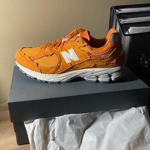 MENS New Balance 2002r Protection Pack